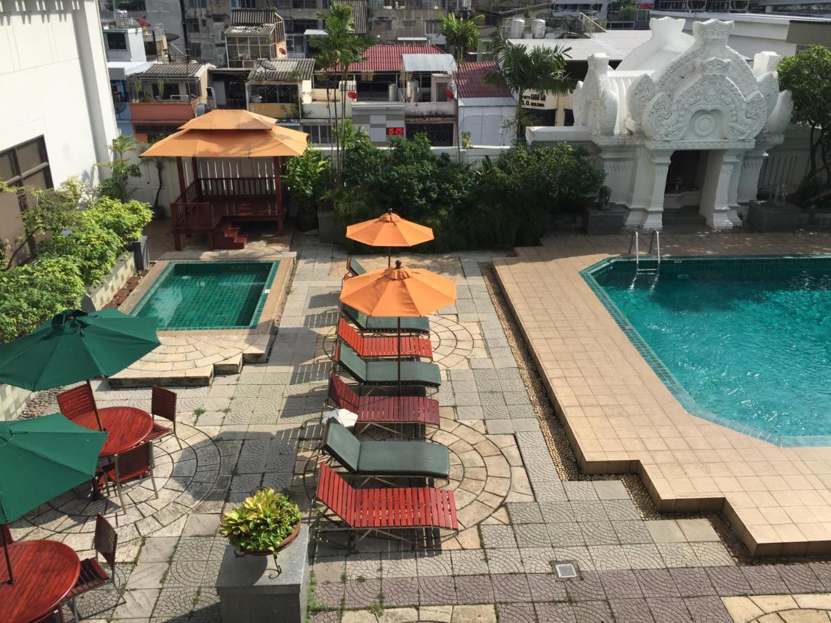 Indra Regent Hotel Bangkok Exterior foto